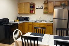 Cabin 4 - Dining Room (Deluxe Room)