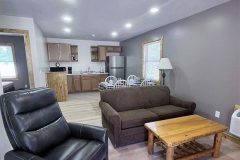 Cabin 4 - Living Room (Deluxe Room)