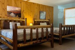 Cabin 1 - Bedroom (Standard Room)